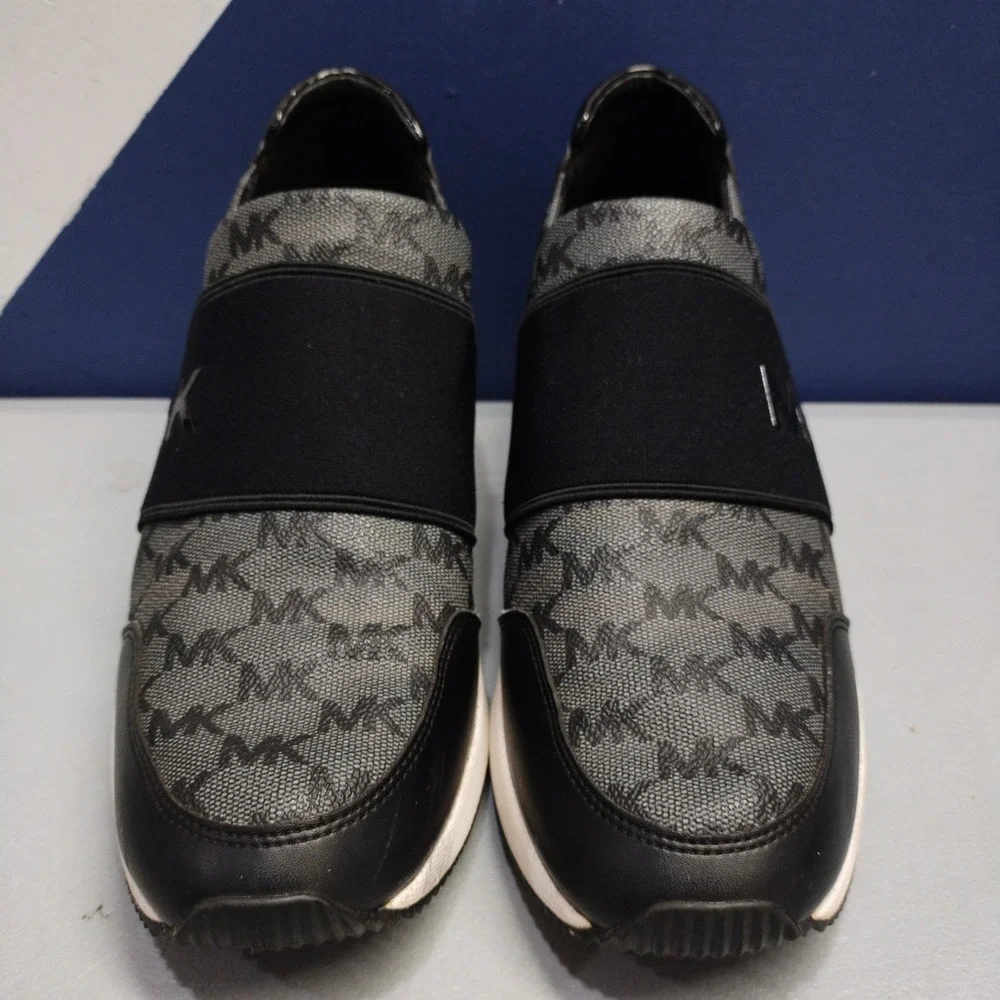 Michael Kors Felix Sneakers Womens US 9.5M Multi Monogram Comfort Slip On HJ21F